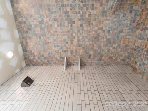 105 Maple Leaf Ln, Clyde, NC 28721 photo 15