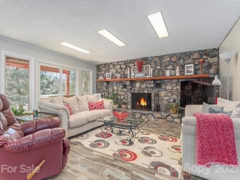 105 Maple Leaf Ln, Clyde, NC 28721 photo 19