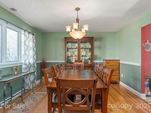 105 Maple Leaf Ln, Clyde, NC 28721 photo 4
