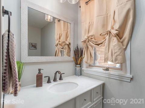 105 Maple Leaf Ln, Clyde, NC 28721 photo 24