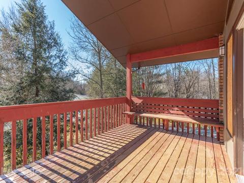 105 Maple Leaf Ln, Clyde, NC 28721 photo 7