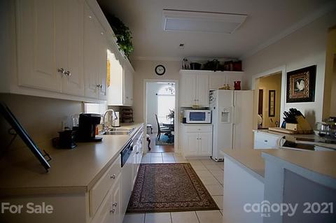 3761 Travertine Dr, Lancaster, SC 29720 photo 9