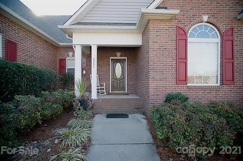 3761 Travertine Dr, Lancaster, SC 29720 photo 2