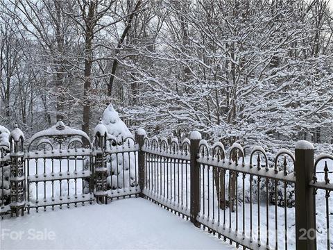 151 Oak Hill Ln, Clyde, NC 28721 photo 40