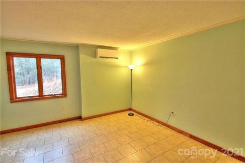 151 Oak Hill Ln, Clyde, NC 28721 photo 38