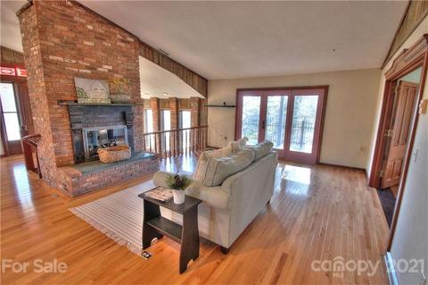 151 Oak Hill Ln, Clyde, NC 28721 photo 16