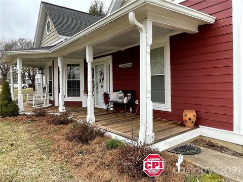 175 Cedar Valley Rd, Hudson, NC 28638 photo 3