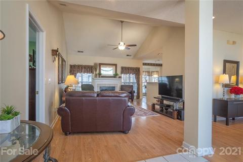 863 Knightsbridge Rd, Fort Mill, SC 29708 photo 7