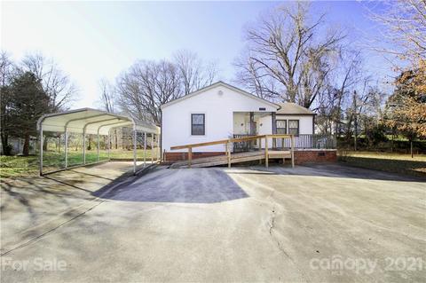 111 Murphy Ct, Morganton, NC 28655 photo 1