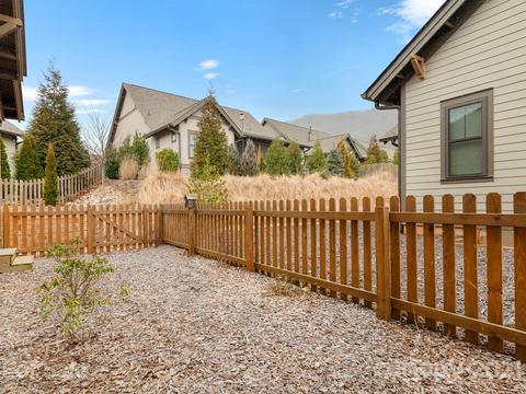 40 Stills Creek Loop, Fairview, NC 28730 photo 22