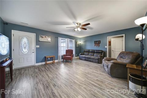 3197 Silver Fox Cir, Lancaster, SC 29720 photo 3