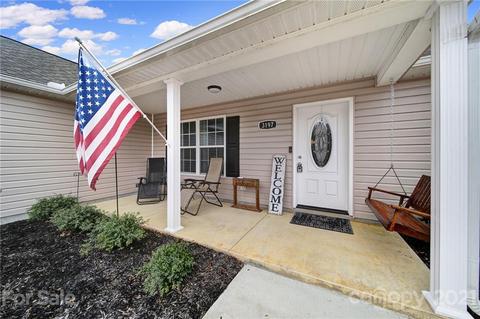 3197 Silver Fox Cir, Lancaster, SC 29720 photo 2