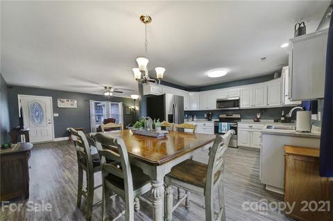 3197 Silver Fox Cir, Lancaster, SC 29720 photo 5