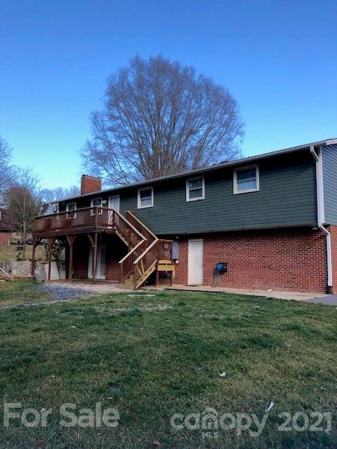3105 5th Street Pl NW, Hickory, NC 28601 photo 3