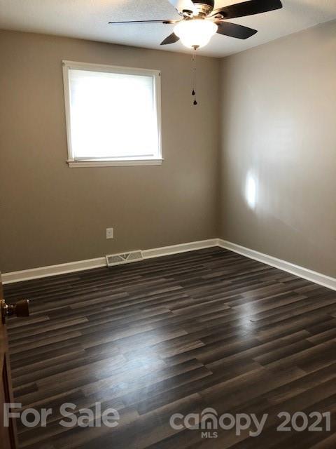 3105 5th Street Pl NW, Hickory, NC 28601 photo 15