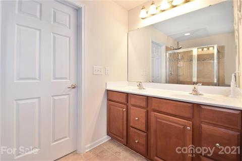 10946 Kingsview Dr, Davidson, NC 28036 photo 17