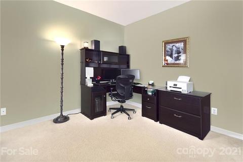 10946 Kingsview Dr, Davidson, NC 28036 photo 2