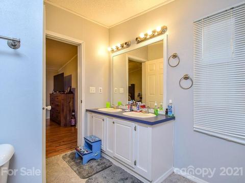 47 Lofty Pine Ln, Mills River, NC 28759 photo 18