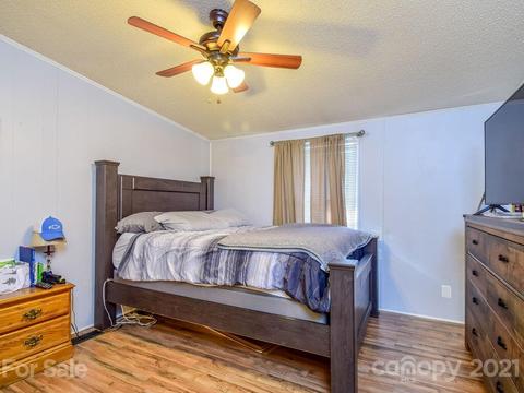 47 Lofty Pine Ln, Mills River, NC 28759 photo 16