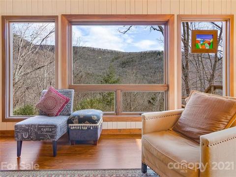 49 Weeping Cherry Forest Rd, Fairview, NC 28730 photo 8