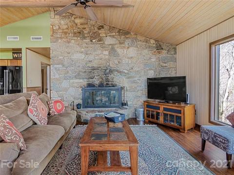 49 Weeping Cherry Forest Rd, Fairview, NC 28730 photo 9
