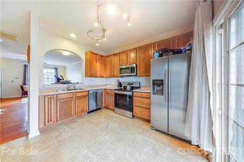 913 Copperstone Ln, Fort Mill, SC 29708 photo 4