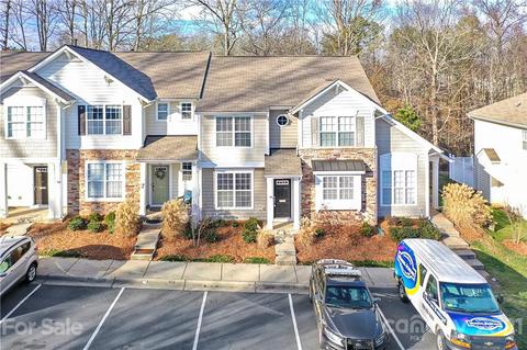 913 Copperstone Ln, Fort Mill, SC 29708 photo 2