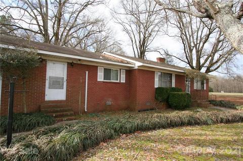 4713 Secrest Shortcut Rd, Monroe, NC 28110 photo 2