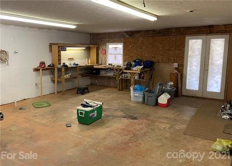 2030 Wall St, Morganton, NC 28655 photo 10
