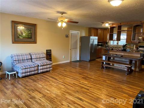 2030 Wall St, Morganton, NC 28655 photo 2