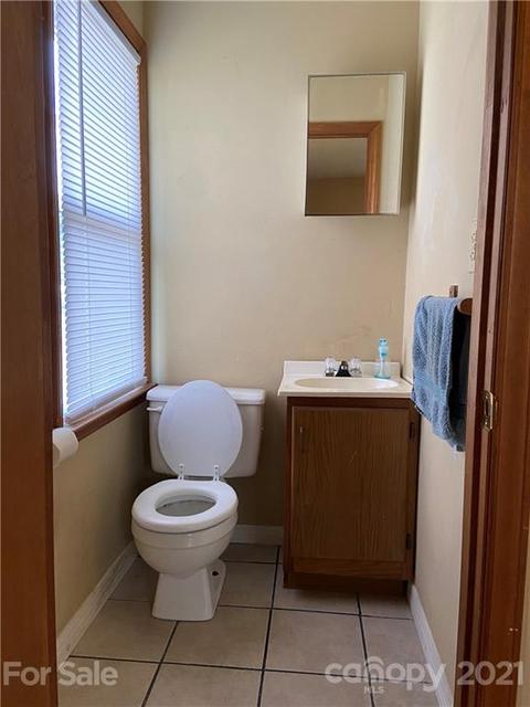 2030 Wall St, Morganton, NC 28655 photo 7