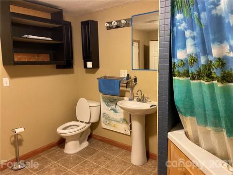 2030 Wall St, Morganton, NC 28655 photo 16