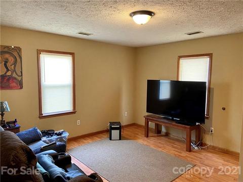2030 Wall St, Morganton, NC 28655 photo 6