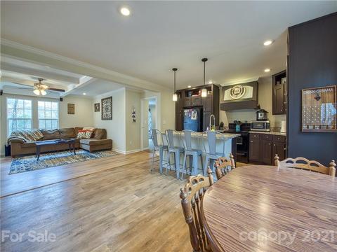 126 Shawfield Rdg, Sylva, NC 28779 photo 7