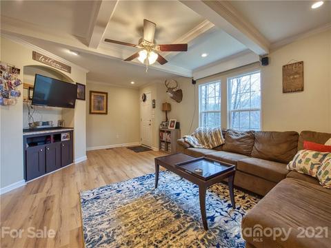 126 Shawfield Rdg, Sylva, NC 28779 photo 4