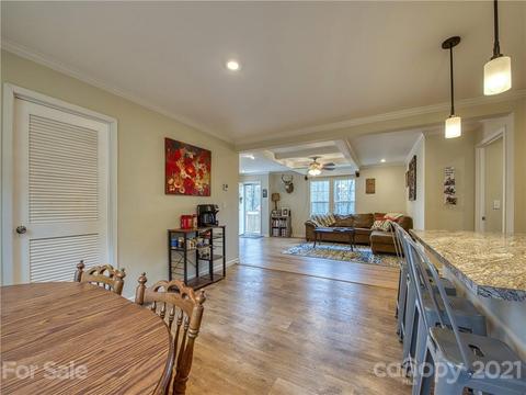 126 Shawfield Rdg, Sylva, NC 28779 photo 6