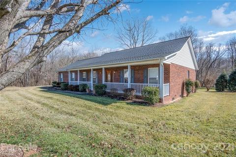 506 Willowbrook Dr, Morganton, NC 28655 photo 1