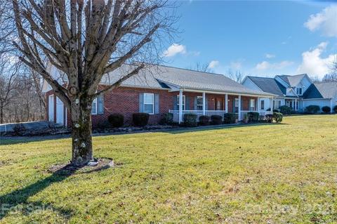 506 Willowbrook Dr, Morganton, NC 28655 photo 4