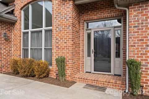 509 7th St NE, Conover, NC 28613 photo 3