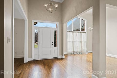 509 7th St NE, Conover, NC 28613 photo 4