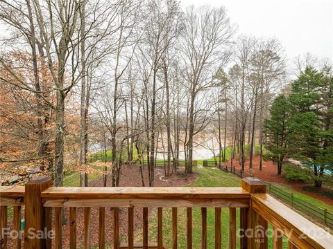 701 Eagle Point Ct, Matthews, NC 28104 photo 46