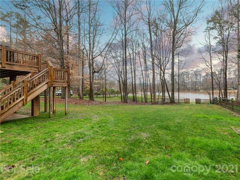 701 Eagle Point Ct, Matthews, NC 28104 photo 13