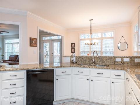 701 Eagle Point Ct, Matthews, NC 28104 photo 23