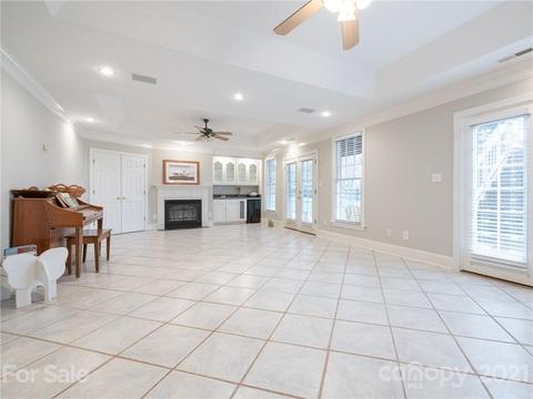701 Eagle Point Ct, Matthews, NC 28104 photo 9