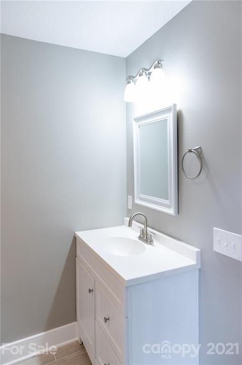 500 E 20th St, Kannapolis, NC 28083 photo 9