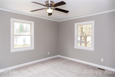 500 E 20th St, Kannapolis, NC 28083 photo 6