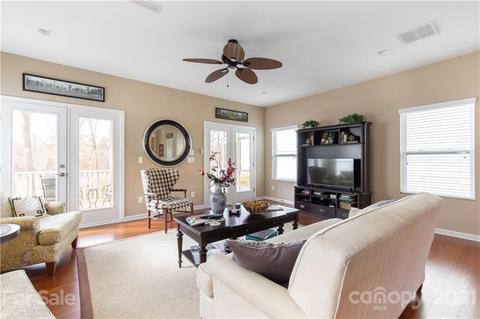 25498 Seagull Dr, Lancaster, SC 29720 photo 4