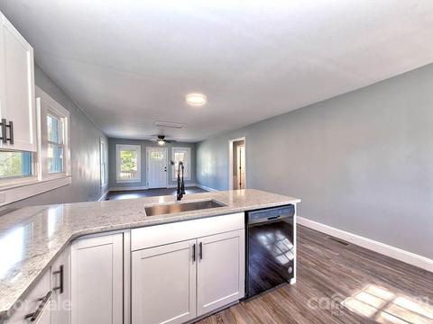 404 E 22nd St, Kannapolis, NC 28083 photo 15