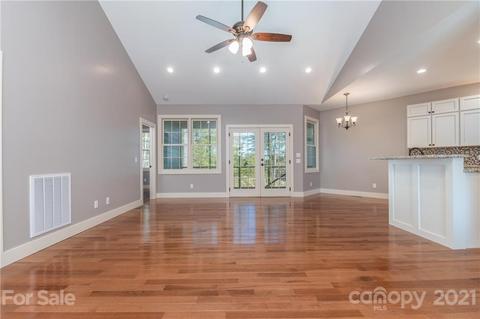 78 White Oak Ln, Tryon, NC 28782 photo 6