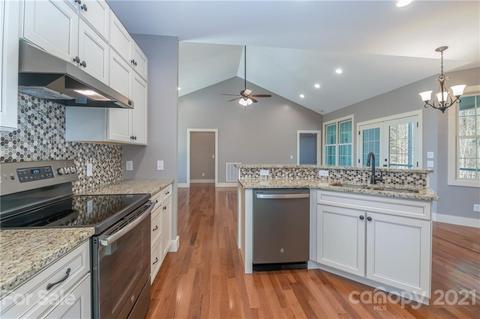 78 White Oak Ln, Tryon, NC 28782 photo 10